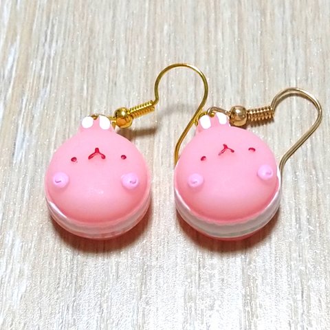 うさぎマカロン ピアス 新品