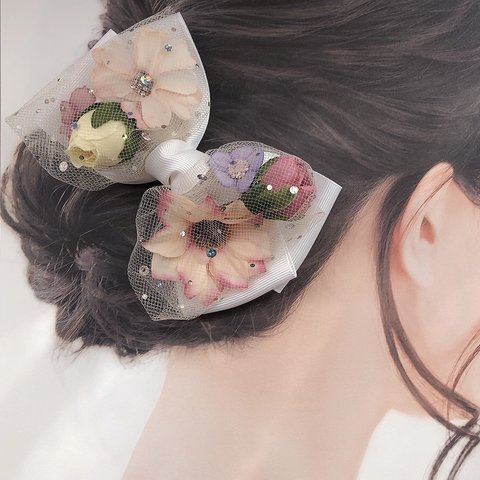 ♡ブーケみたい♡フラワーチュールリボン　ピンク系　〜キラキラチュールにお花を包んだヘアクリップ〜（ラージサイズ）