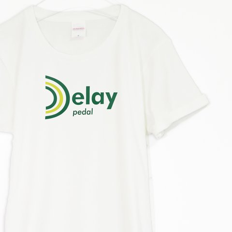 ディレイの文字が可愛いポップな音楽Ｔシャツ【バニラホワイト】 ユニセックス 半袖クルーネックTシャツ
