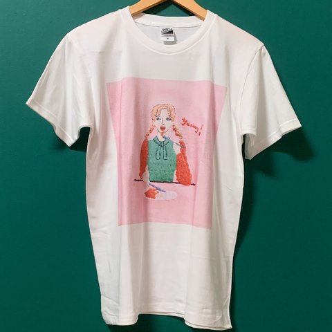 刺繍プリントTシャツ【yummy!】