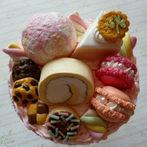 ピンクホイップ　♡ほんわか幸せお菓子♡　小物入れ