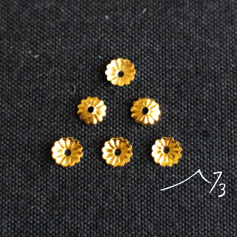 100個 座金 ビーズキャップ 5㎜ 素材 材料 パーツ ゴールド 金色 菊 花 ルース