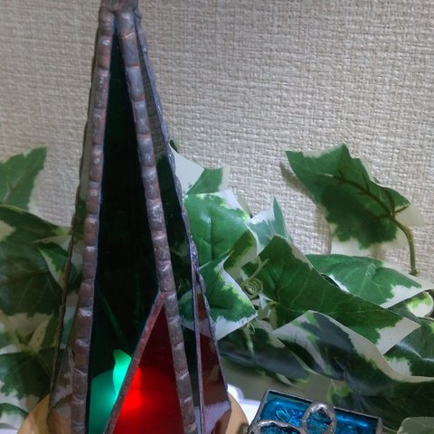 ステンドグラスのクリスマスツリー🎄キャンドル型LEDライトカバー