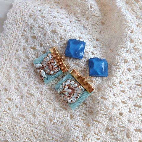 インド刺繍 ピアス ブルー 波 水面