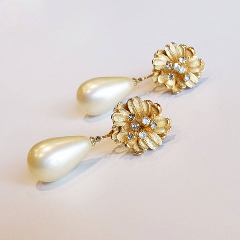 「Marvella」70s Vintage flower drop earrings