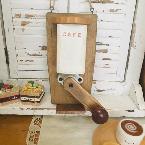 木製 壁掛けコーヒーミル風♡(アンティーク風)d