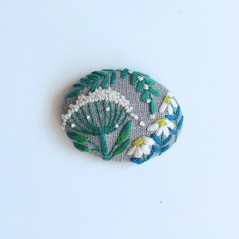 草花の刺繍ブローチ【botanical】No.216