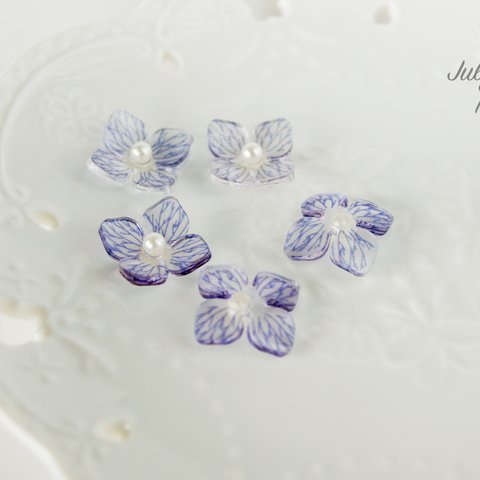 【2個入】アジサイ　パーツ　紫陽花パーツ　フラパン  アクリル　ライトブルー　F0146