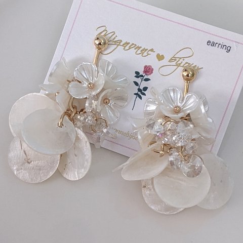 shell flower ピアス/イヤリング