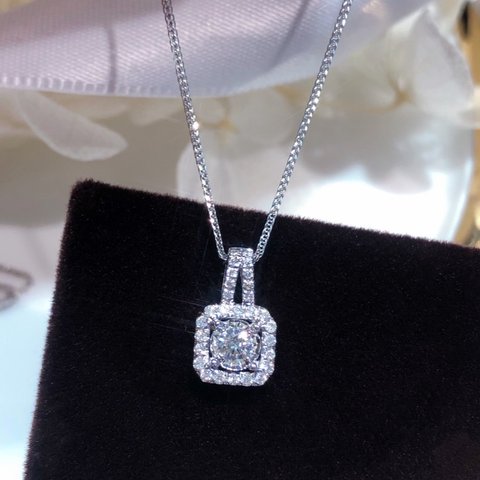 【セール価格】天然ダイヤモンドペンダント0.196ct　k18