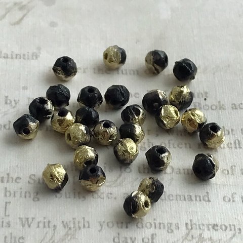 【3.5㍉ 60個】イングリッシュカット＊black & gold＊チェコビーズ＊ブラック＊黒＊ゴールド＊バイコーン＊菱形