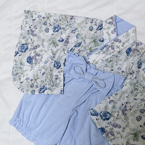 【期間限定価格】ベビー袴　ハンドメイド　ベビー着物　ブルー　花柄　水色　60 70 80サイズ