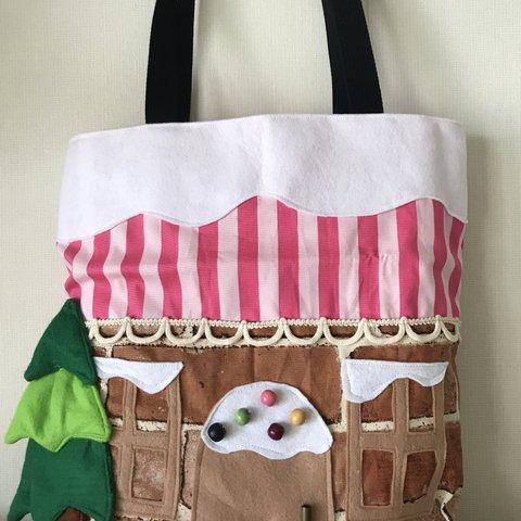 モミの木とカラーミーポップなクリスマスバッグ