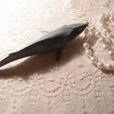 アクアリウムネックレス　シロナガスクジラ大