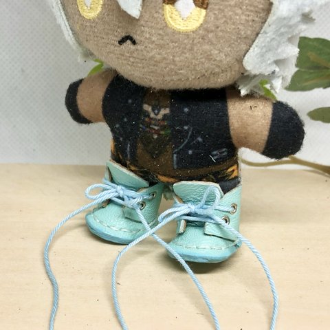 革細工  ミニチュア丸ブーツ　一足　miniature boots.