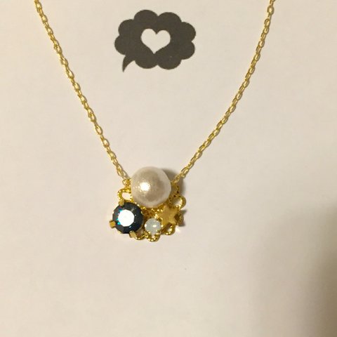 cotton pearstar necklace