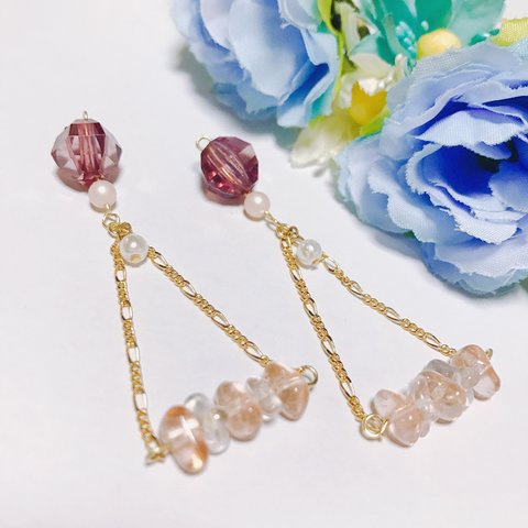 ピンク pink × ホワイト white  イヤリング／ピアス