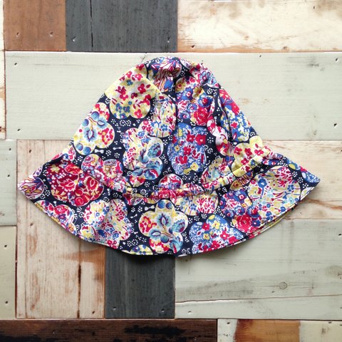 flower hat black 1