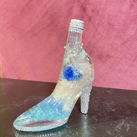 数量限定☞白&水色ヒール型ガラス瓶💎👠ハーバリウム