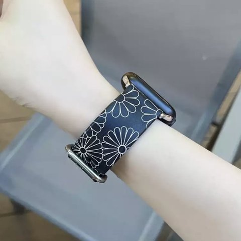 42/44/45mm Apple Watch  バンドの花　シリコン 