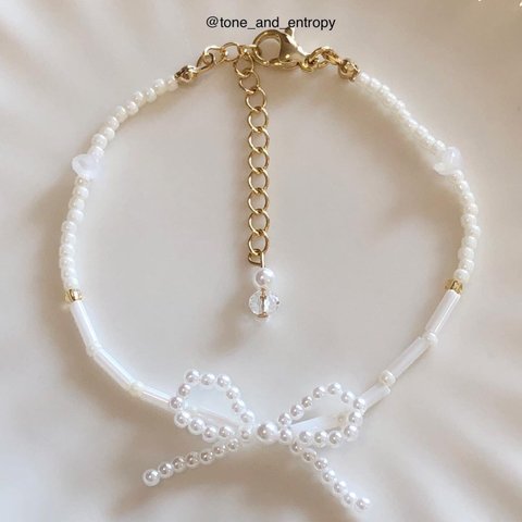 リボンのビーズブレスレット（パール） / Beaded ribbon bracelet