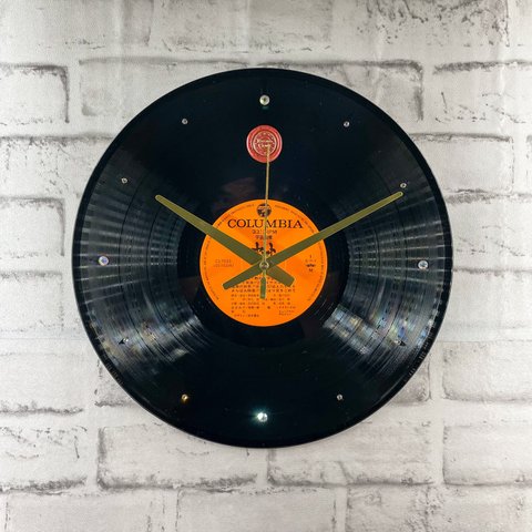 【ジャンクレコードを使ったハンドメイド時計ブランド】Record Clock