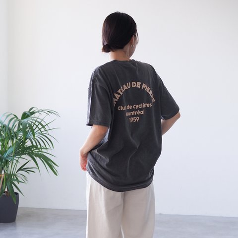 【ユニセックス】くすみカラーロゴTシャツ ブラック(半袖)