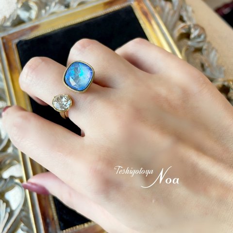 《double Square Swarovski crystal ring》 ダブル スクエアー スワロフスキー リング