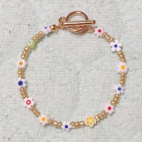 ハンドメイド　ブレスレット　バングル　ビーズ　ミルフィオリ　ガラスビーズ　マンテル　花柄　花　花型　ゴールド　