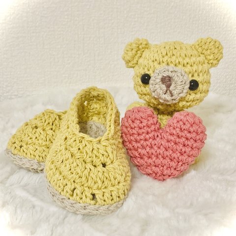 【ベビー向けセット】ファーストシューズ+抱っこクマちゃんセット