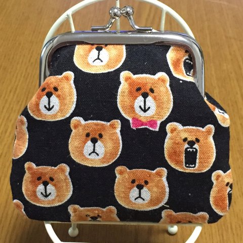 くま柄がま口財布