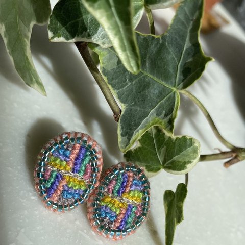 刺繍ピアス