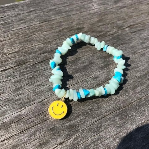 Smile stone bracelet (Yellow smile)