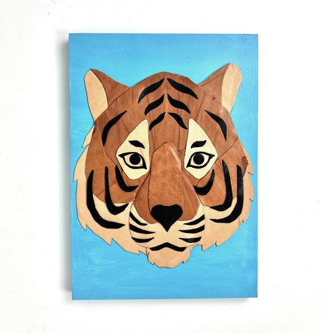 レザーのコラージュアート（タイガー）虎  A4サイズ 木製パネル 原画