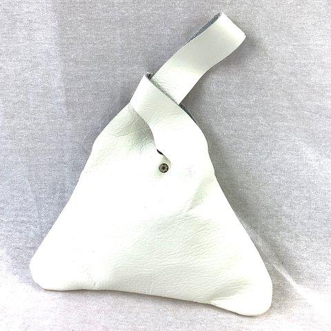 本革 三角ポーチ 白 Leather triangle pouch off white