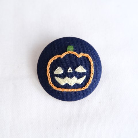 かぼちゃの刺繍ブローチ　ハロウィン