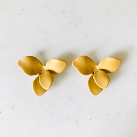 Matte Yellow Flower Parts