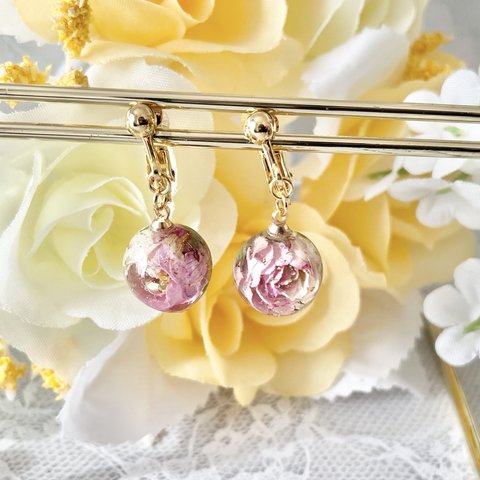 ちびころシリーズ　ちびころ薔薇🌹12mm玉 ピアス/イヤリング 　ツートンカラー ホワイト✖️ピンク