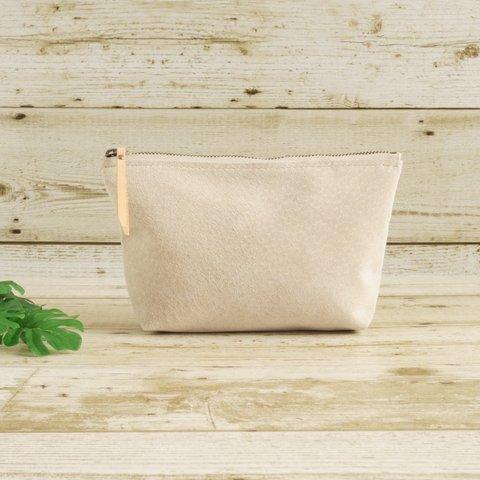 とにかく軽量！化粧ポーチ コスメポーチ  ライトベージュ オンリーワンの１点物  cosmetic pouch