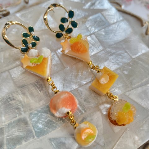 ビタミンカラーのフルーツケーキアソートアシンメトリーピアス🧡🍊🍋