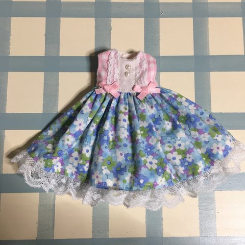 リカちゃん　ブライス　ワンピース　服　アウトフィット