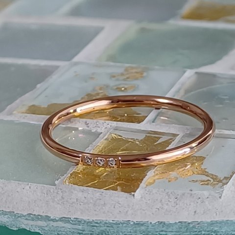 ピンキーリング　ステンレスリング　華奢3D　指輪　サージカルステンレス　金属アレルギー対応