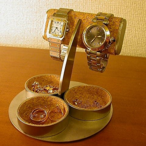 腕時計スタンド　ラッピング　だ円パイプ2本掛け三つの丸い小物入れ付き腕時計スタンド