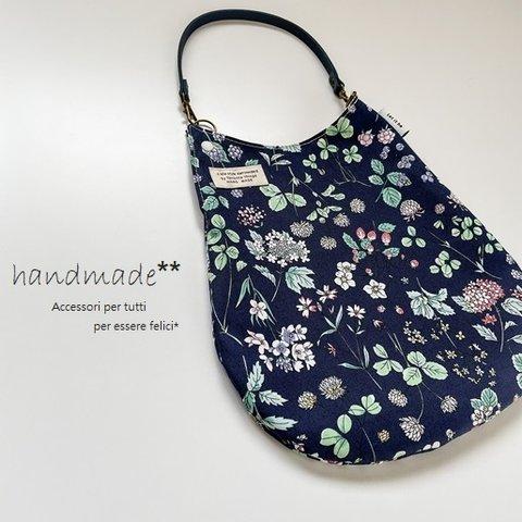 Mini pouch♡苺紫陽花