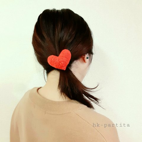 あみぐるみハートのヘアゴム♡赤系