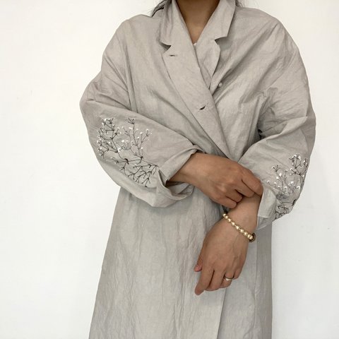 [ Ladies ] カスミソウ刺繍ライトコート -light gray-