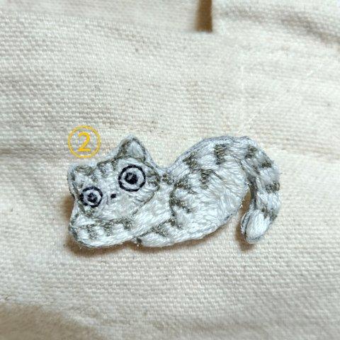 #猫の刺繍ブローチ