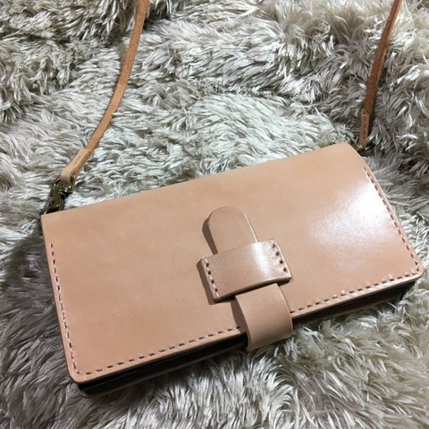 ショルダーバッグタイプ　leatherスマホケース