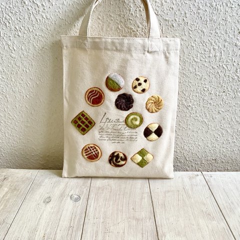 Cafe-sweets☆羊毛刺繍 キャンバストート〜クッキーアソート🍪🧇🍪