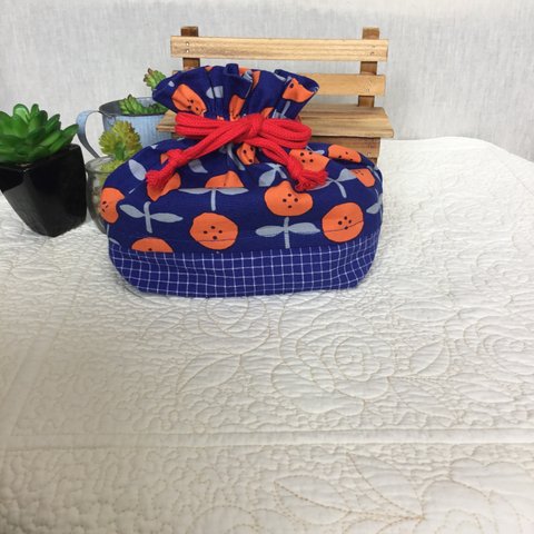 SALE  オレンジ色のお花のお弁当袋